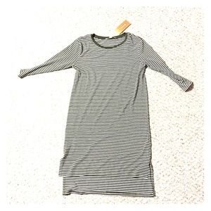 100% Authentic - Francesca’s dress- Tags on!